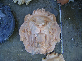 Red Marble Lion Head Wall Fountain