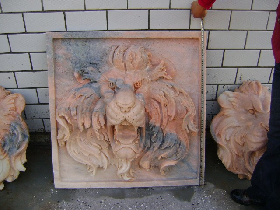 Fierce Lion Head Marble Carved Fountain